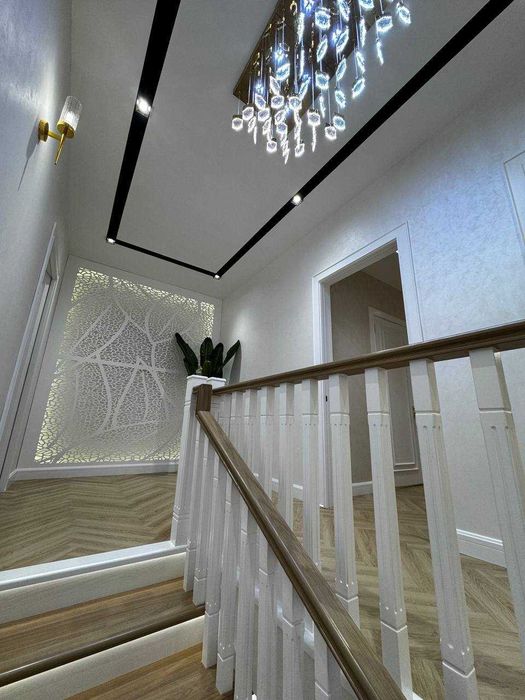 Продаётся дом, М Улугбек, 3 сотки, 370 м2, Ул.Циолковская