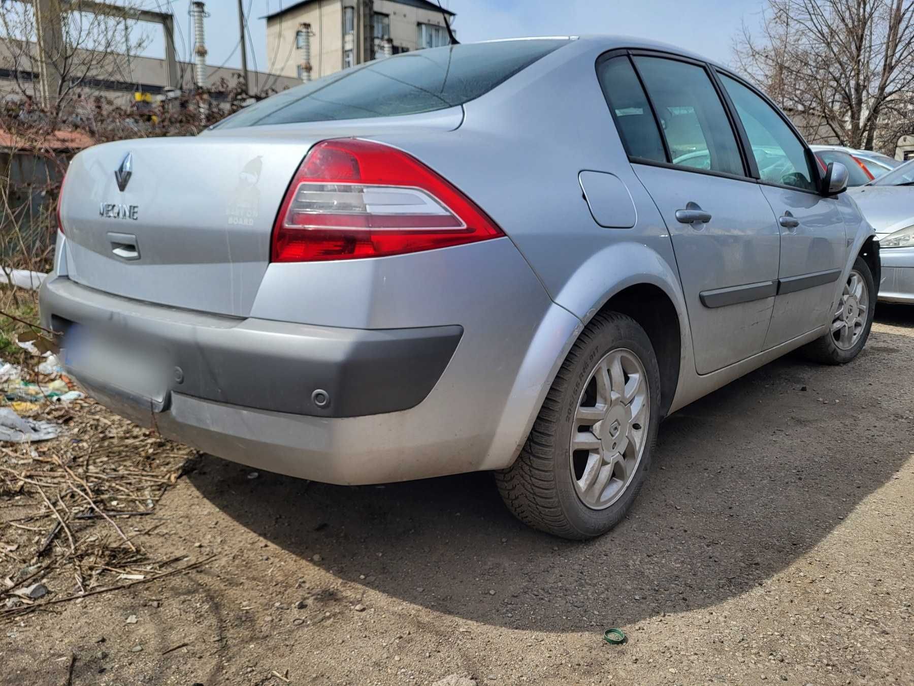 За части Renault Megane 1.6 16 V