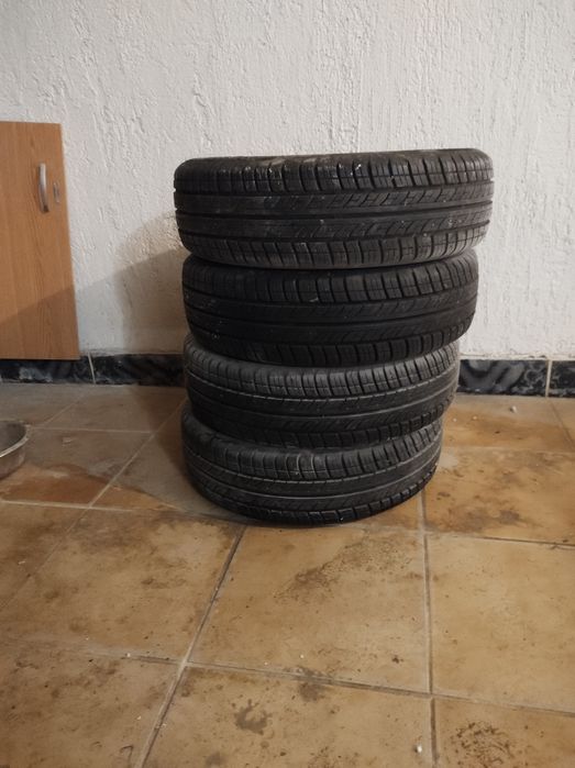 Vând Anvelope pentru Matiz marca Continental