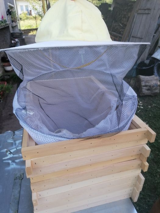 Пчелен кошер(дадан блад)