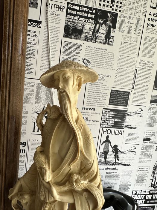 Statueta orientala rasina