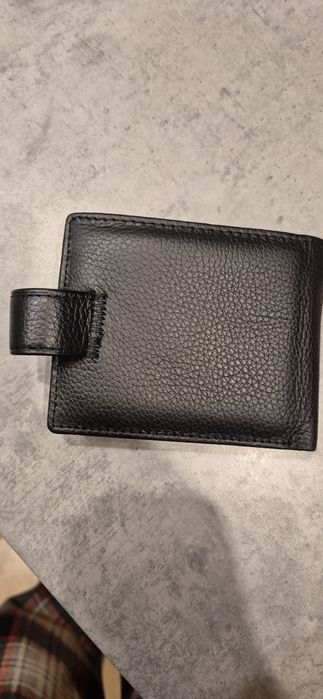 Мъжки кожен портфейл