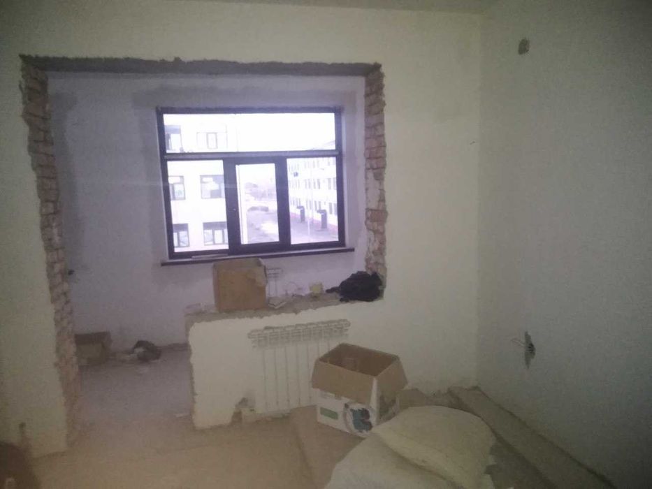 Ko`p qavatli uydagi xonadon