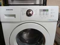 Продается стиральная машинка Самсунг Эко Бабл на 6кг загрузки.