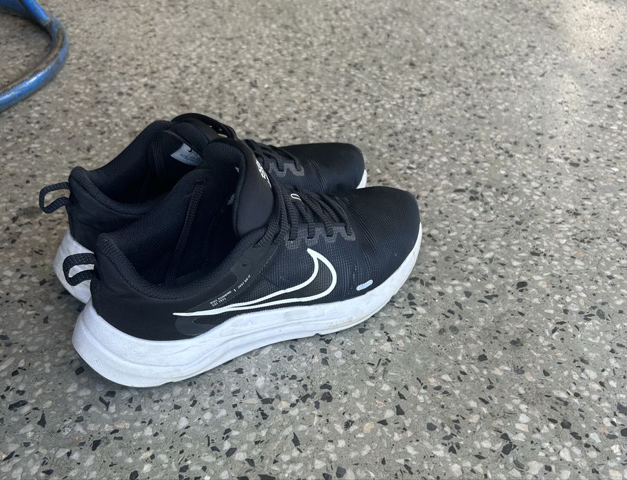 Дамски маратонки Nike