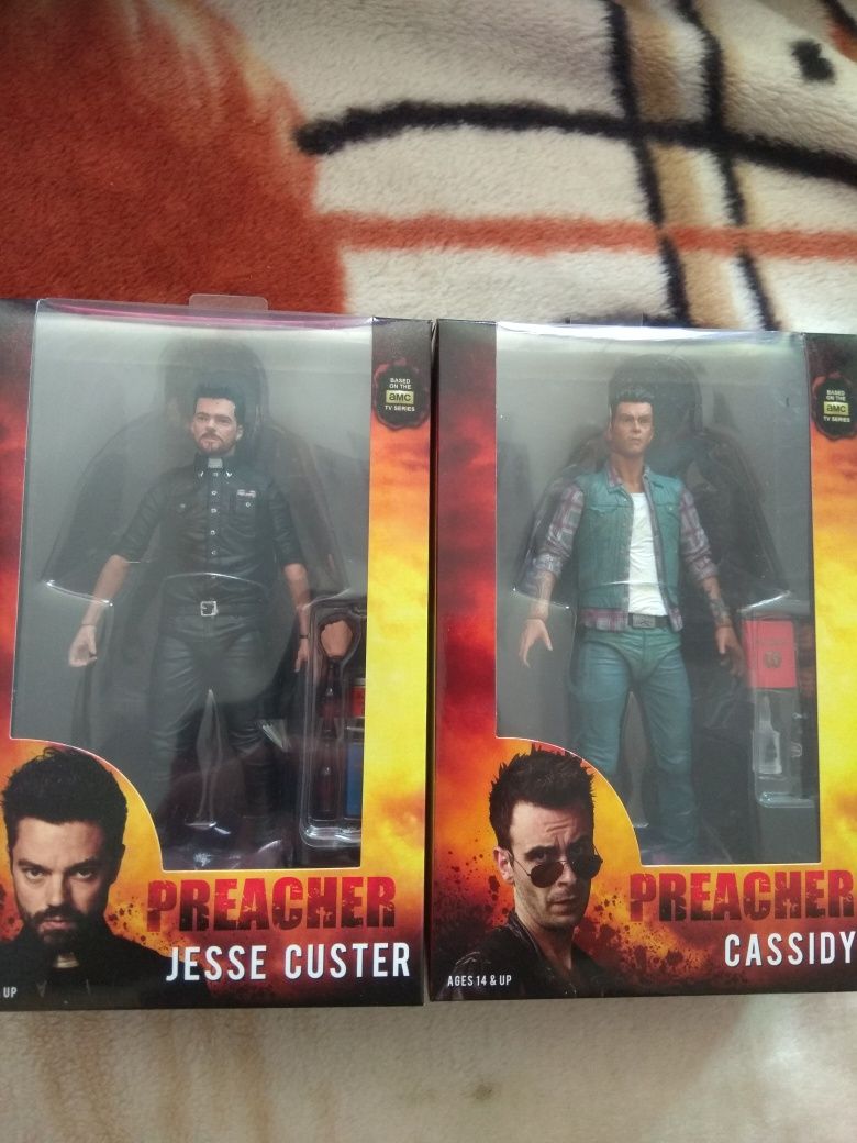 Продавам фигури Neca Preacher