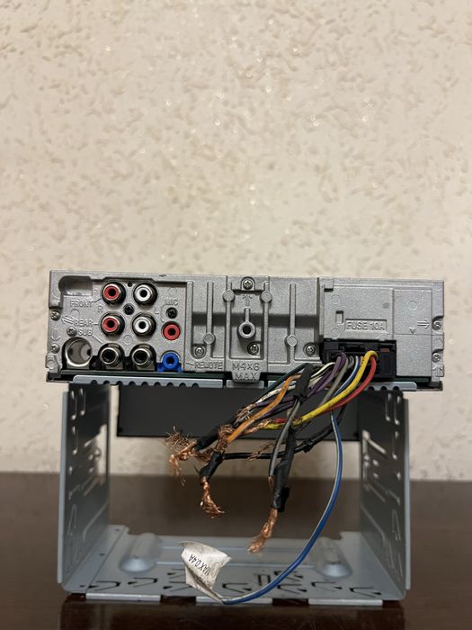 Sony DSX-B700 Original magnitafon sotiladi