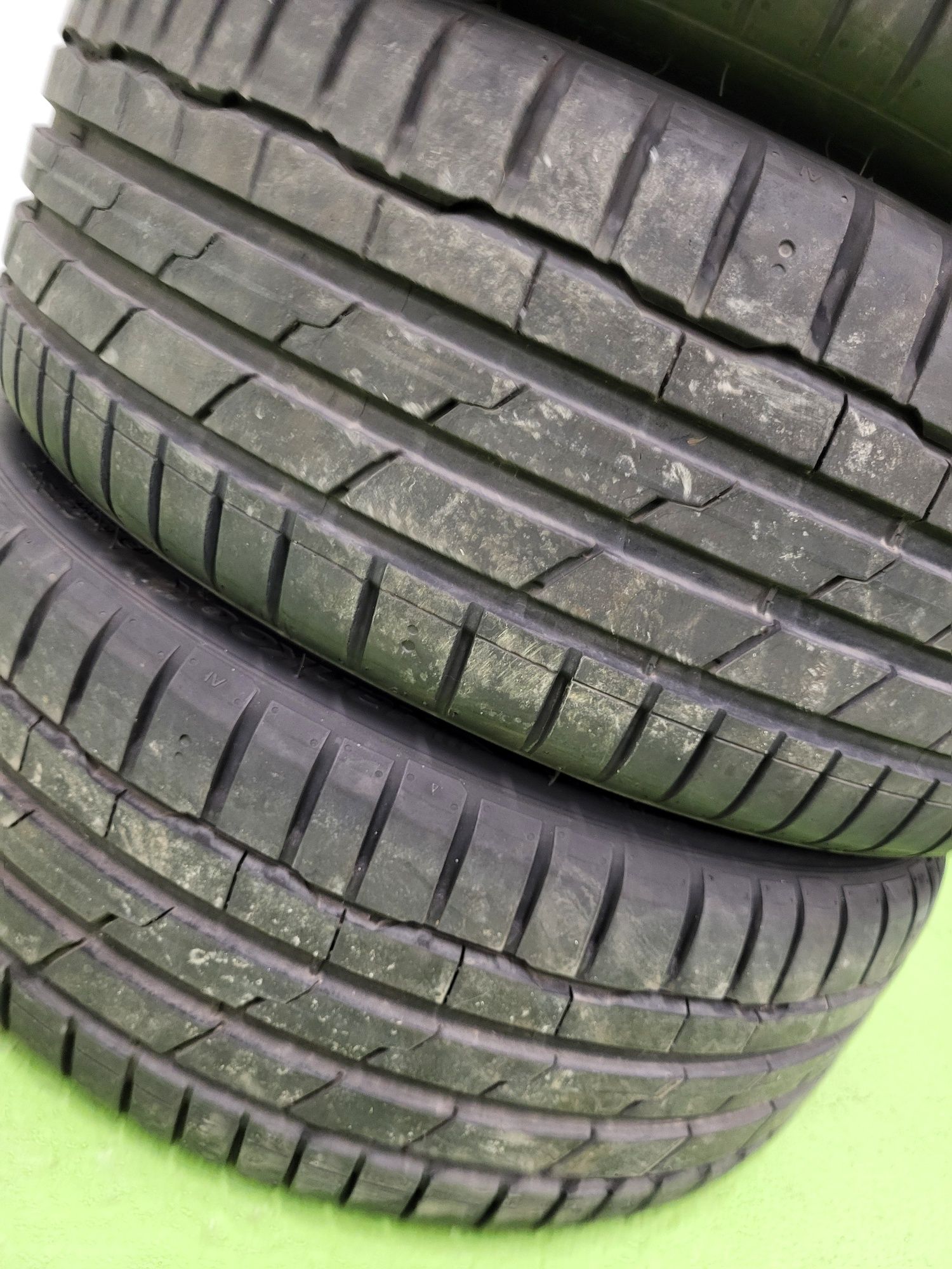 4 бр летни 205/40/18 Hankook