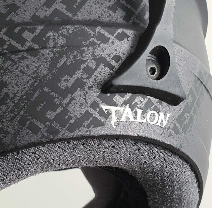 Висок клас ски каска Giro Talon, размер M (55.5-58 cм)