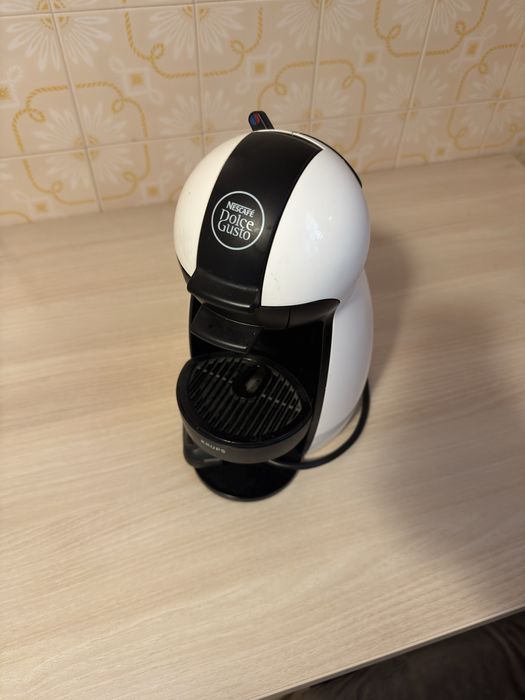 Aparat de cafea Dolce Gusto