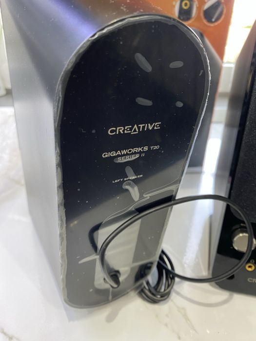 Boxe creative Gigaworks T20