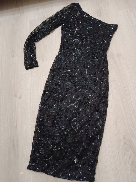 Продам платье на новый год