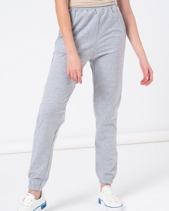 Oferta! Transport gratuit  prin Olx. Missguided Set de pantaloni sport