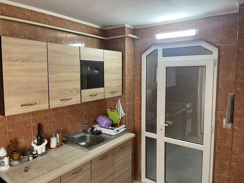 Închiriez apartament 2 camere,micro 17