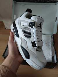 Nike Air Jordan IV обувки