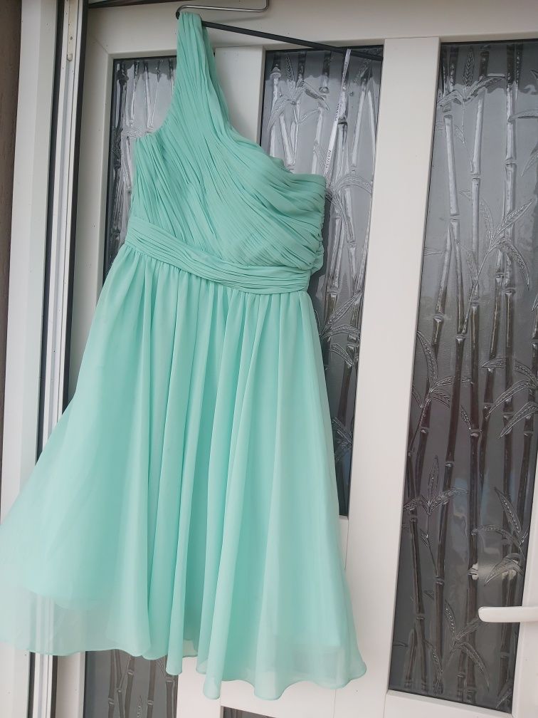 Rochi elegantă midi