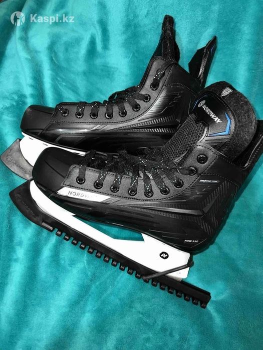Коньки мужские  новые