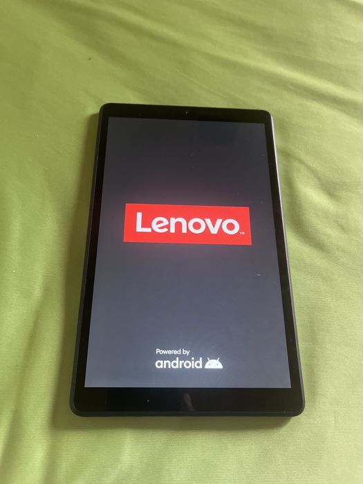 Чисто нов Lenovo tabM8