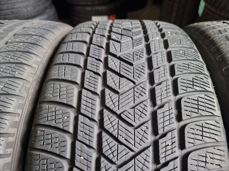 275/40/22 PIRELLI 4бр