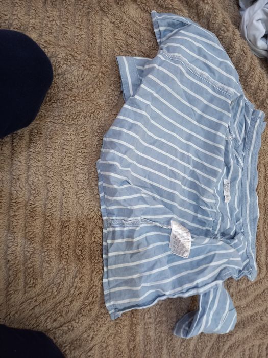 Угил болага кишки калин боди сотилади 110 мин сум Монна роса рубашка