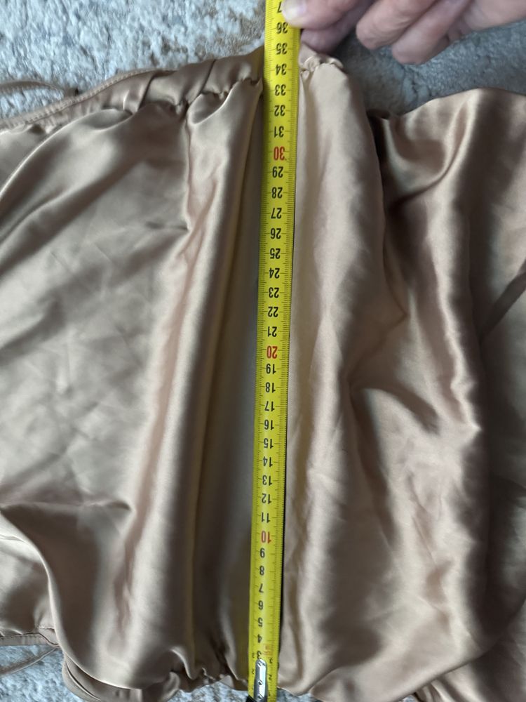 Vand rochie sexy Oh Polly, superbă, noua cu eticheta, marime XS/ xxs.