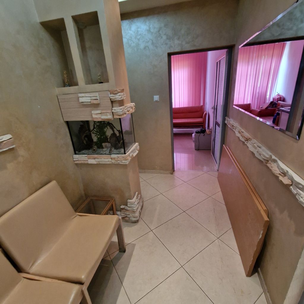 Дава се под наем Офис в Пловдив, Тракия - 23 кв.м за 280.5 € - Снимка #5