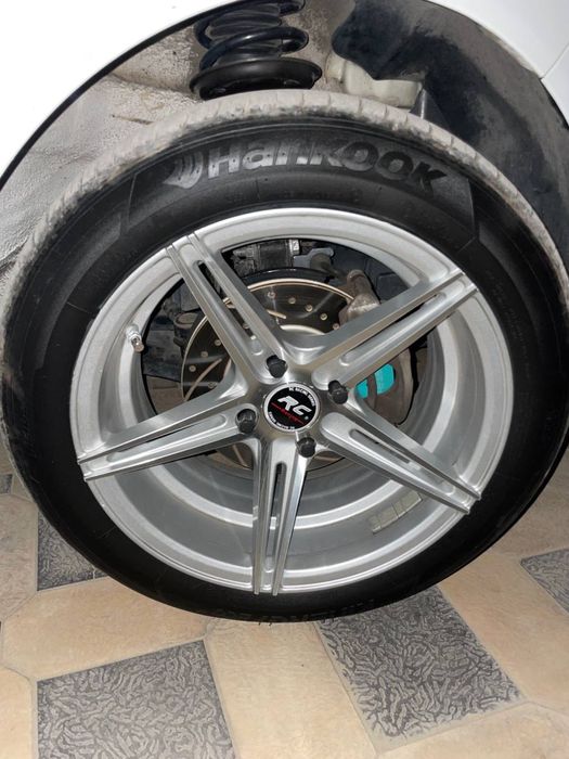 Диска балон сотилади r15