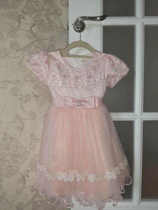 Платье детское нарядное