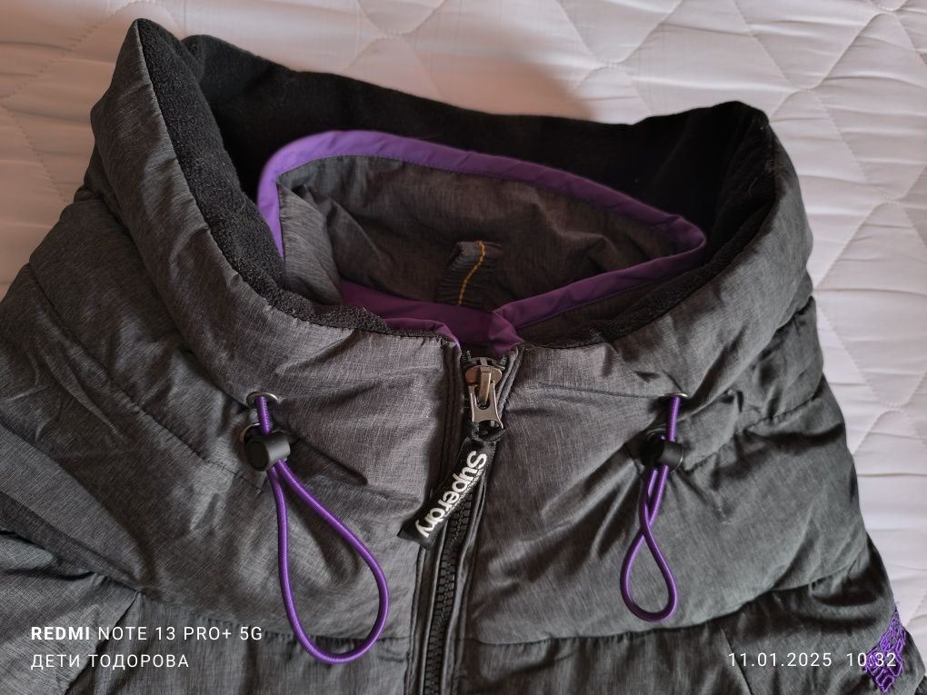 Продавам чисто ново,зимно якеSUPERDRY JPN.