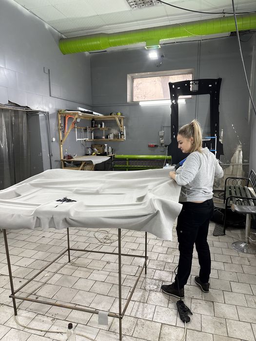 Перетяжка потолка руля сидений реставрация пошив чехлов Химчистка Пдр