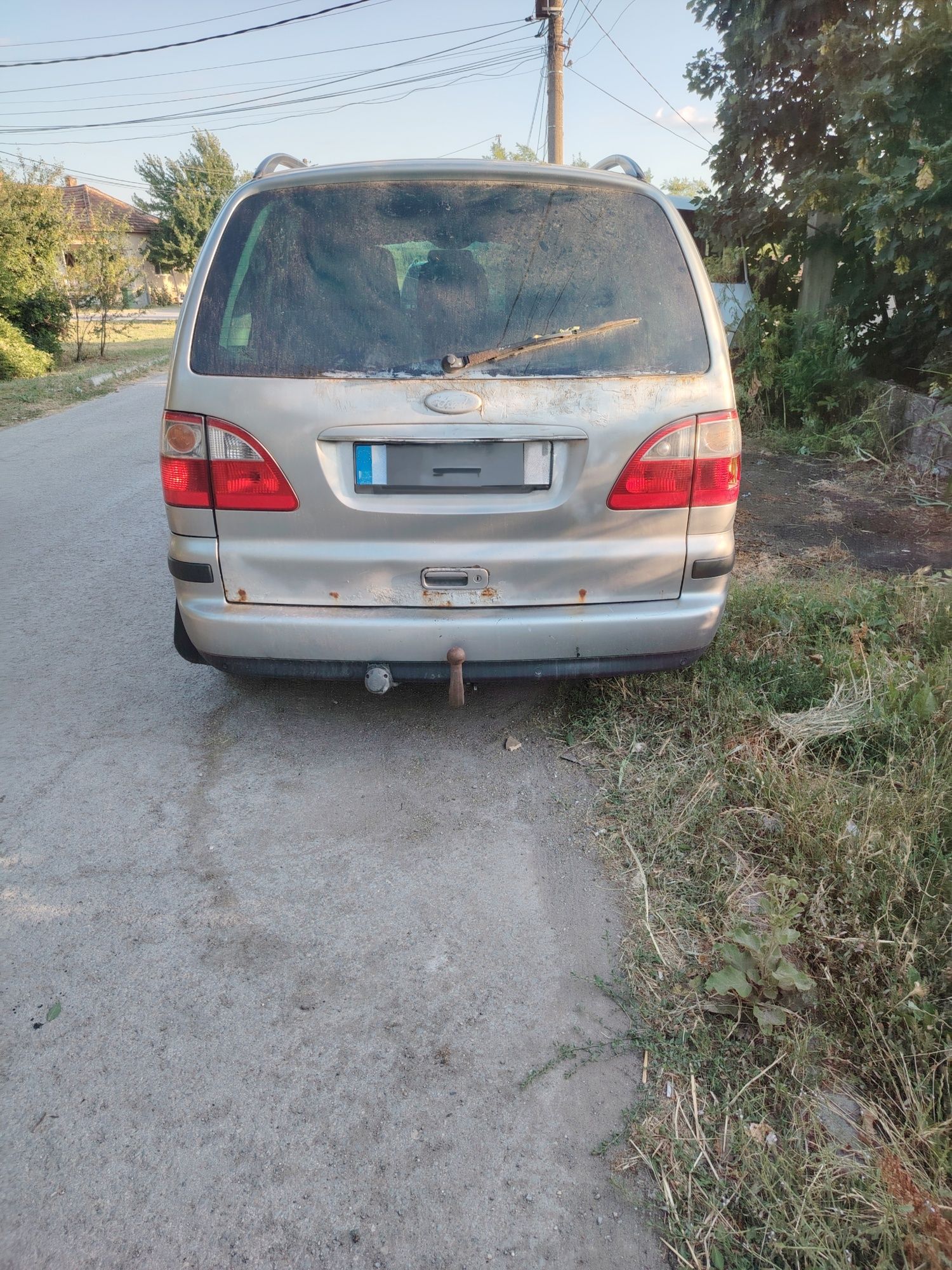 Ford Glaxy 1.9 131 к.с Продава се цяла за части