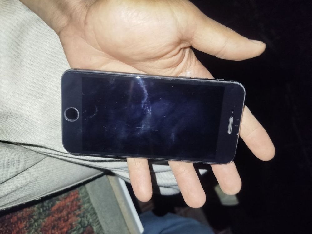 iPhone 7 black 32GB