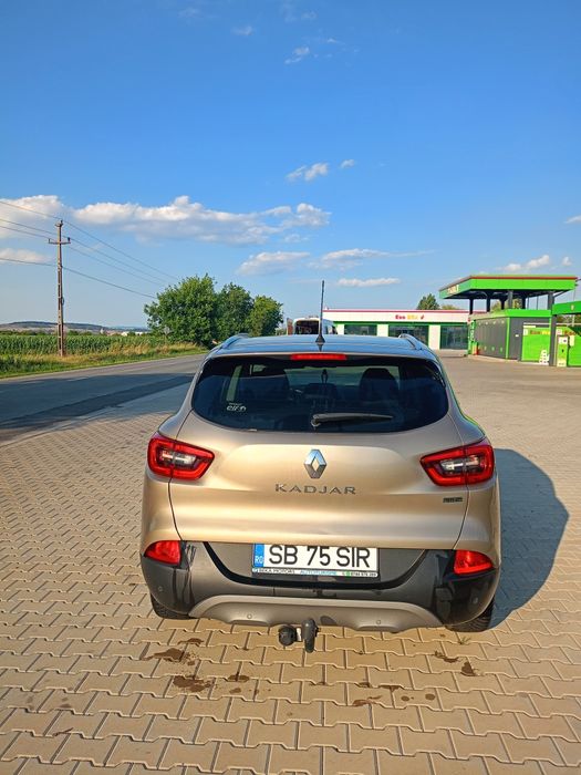 Vând sau schimb Renault kadjar