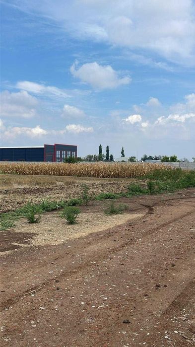 Proprietar,vand teren zona industriala ,