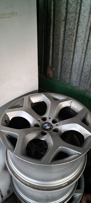 Продам диски на BMW
