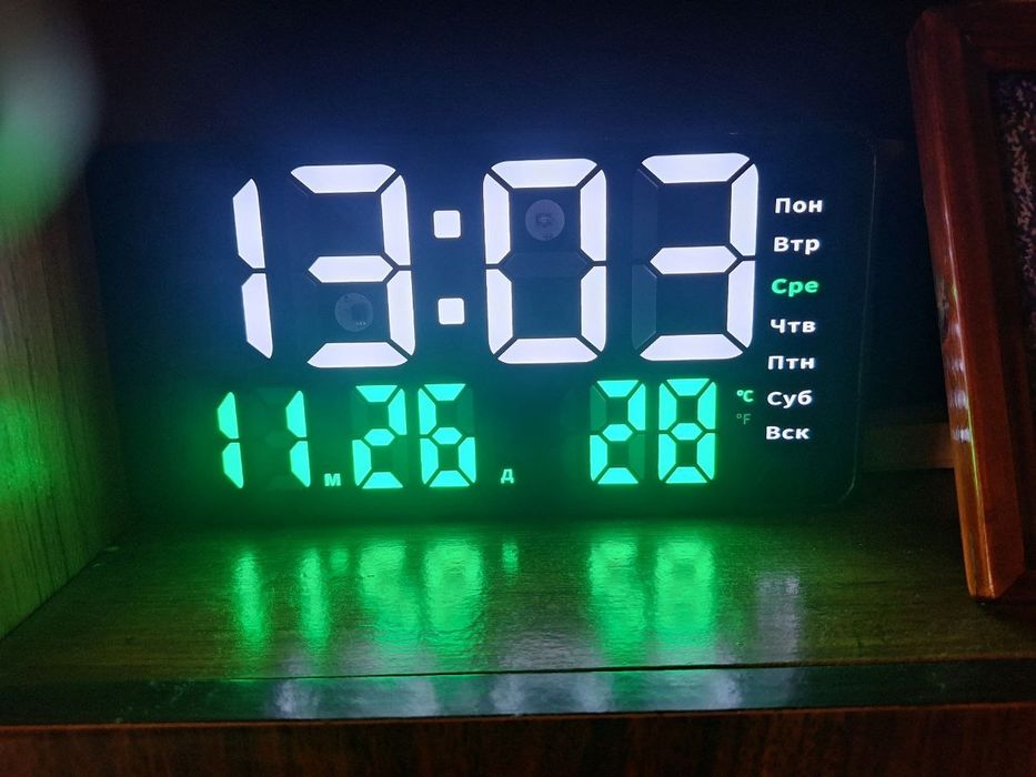 Продам лед часы с подсветкой
