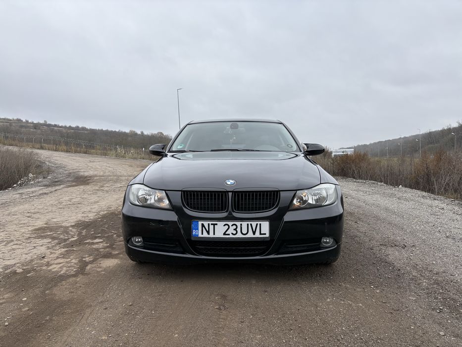 BMW e90 - 318i - 143cp