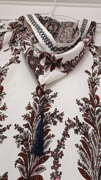 Rochita minunata, marime XS, material fin