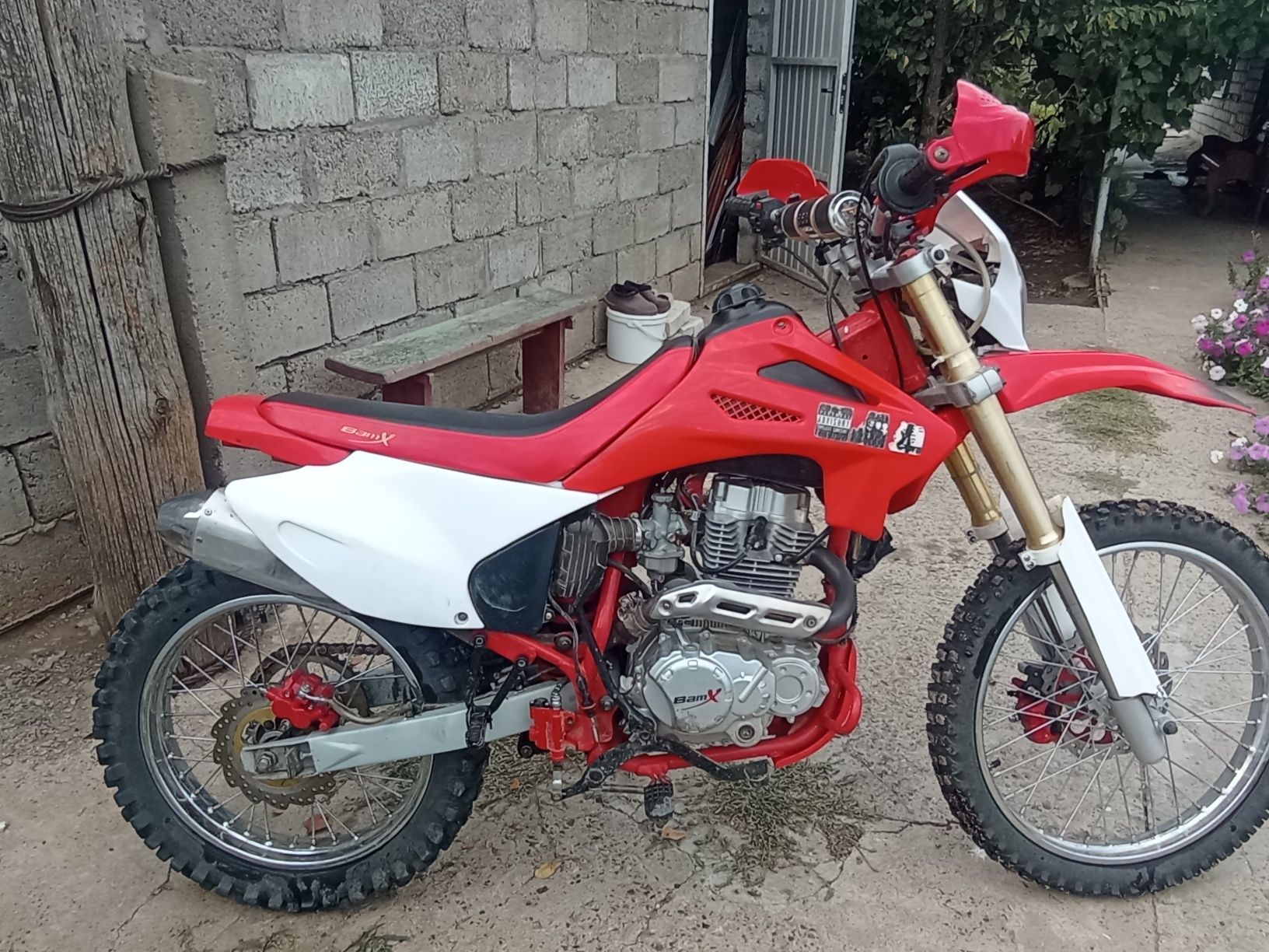 Продам мотоцикл (эндуро) Bamx 250cc X11