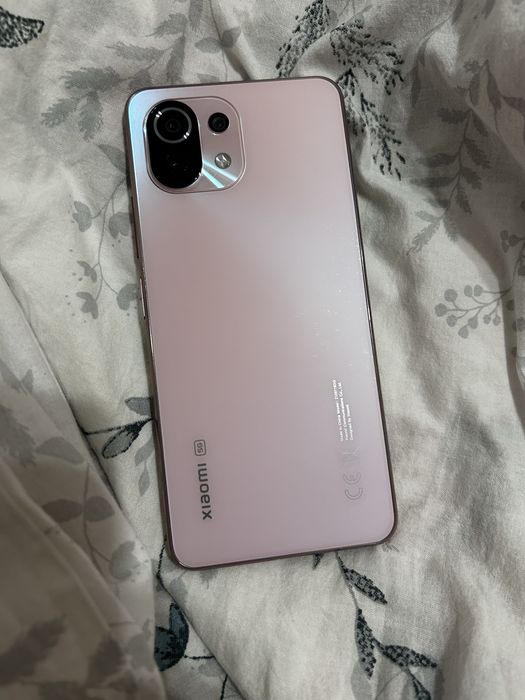 Продам телефон, в хорошем состояние