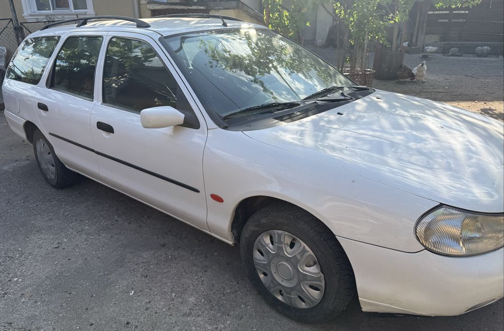 Vand ford mondeo 1.6 benzina