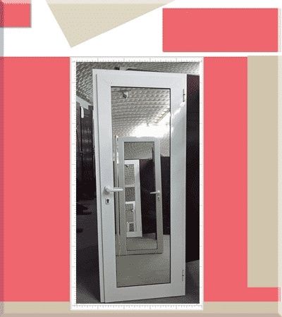 Алуминиева врата с термопанел и огледало бяла