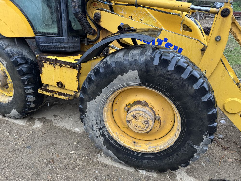 Komatsu WB97s Комбиниран Багер
