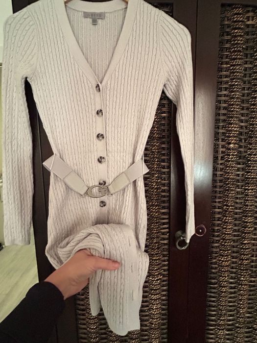 Нова рокля Guess XS