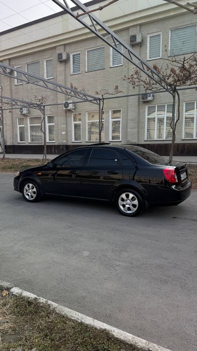 Qora jentra 2019 navarot sotiladi