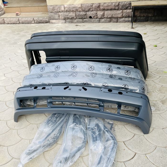 Задний М-тех бампер пластик на bmw e34