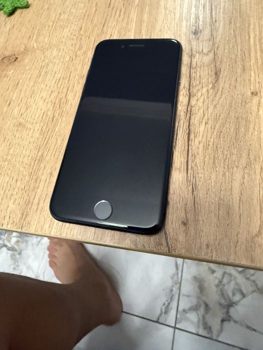 Vand iphone 7 intro stare foarte buna