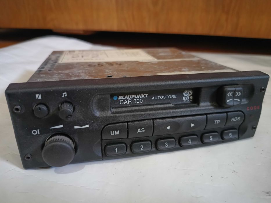 Radio-Casetofon auto cu casetă BLAUPUNKT Car 300