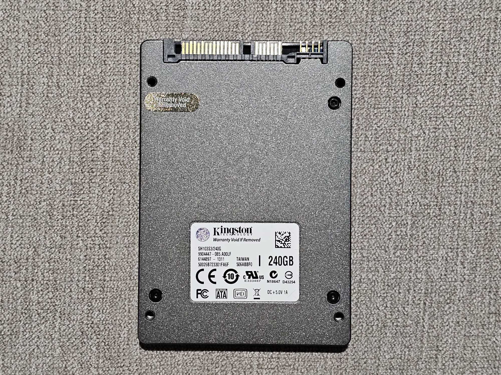 3 броя SSD диска общ размер 960GB - цената е за всички заедно