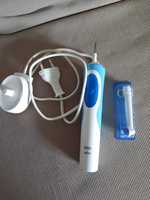 Periuta de dinti electrica Oral-B Vitality Plus Cross Action